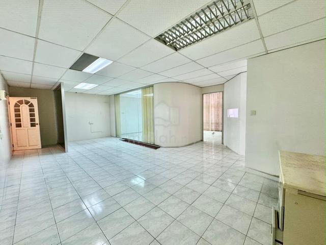 1st Floor Corner Office Unit @ Pending Heights, Kuching 1