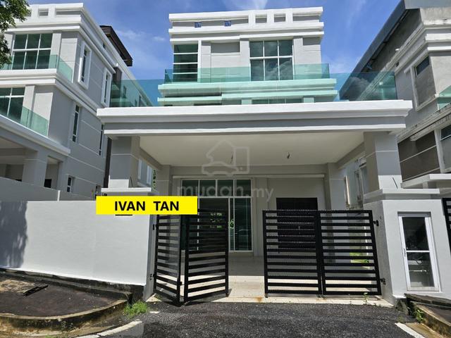 New 3 Storey Bungalow【Key on hand】Starhill Bukit Gambier | 4200sf 1