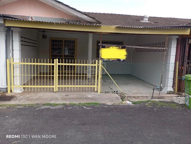 Rumah Cantik 😍 Turun Harga ‼️ Teres Setingkat di Inderapura 1