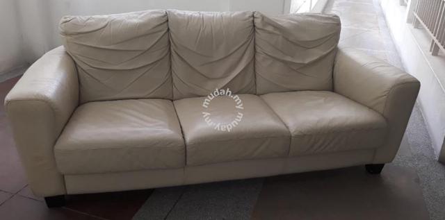 Rozel deals sofa price