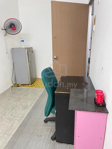 Room rental Lunas 1