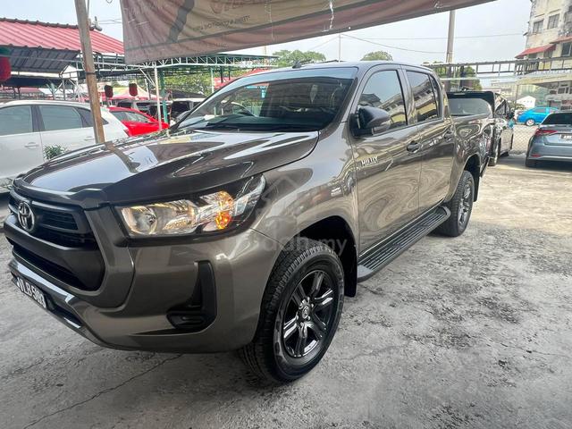 2023 Toyota Hilux 2.4 (4Wd) Manual Facelift/FSR - 2