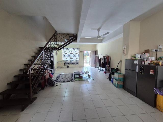 For Sale-Double Storey Terrace Scientex Jalan Merak Pasir Gudang 1