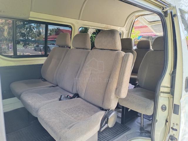 Toyota Hiace Highroof - 2