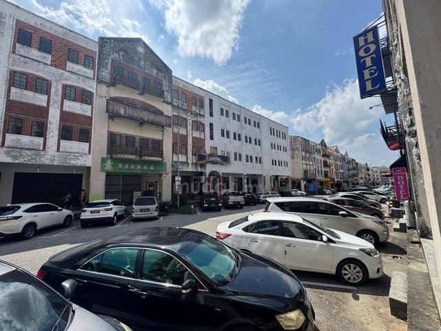 Indahpura - 4 Storey Shop For Sale 1