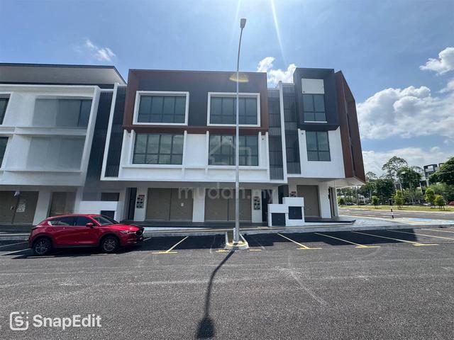 MAIN ROAD FOR RENT 5040ft Shop Lot Office Bandar Seri Putra Bangi 1