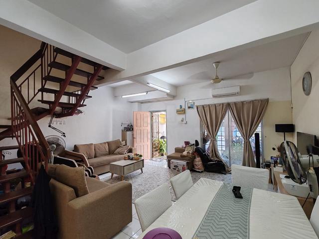 2 storey Terrace @ Tmn Lestari Putra, Sri Kembangan near Puchong 1
