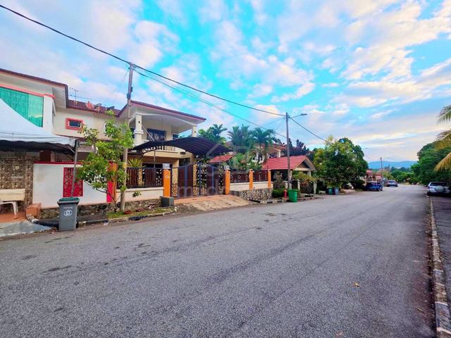 RENOVATED OPEN FACING 💥 Semi D Double Storey Taman Kemuning Senawang 1