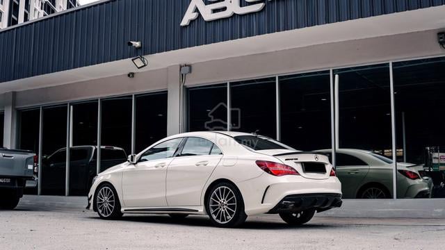 Mercedes Benz CLA200 1.6 AMG CONVERT CLA45 2018 - 2