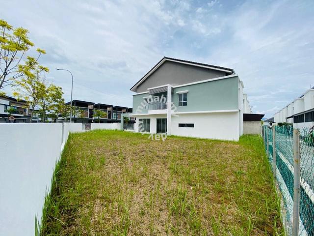 NEW UNIT CORNER 4200ft² 2 Storey House Begonia Serene Heights Bangi 3