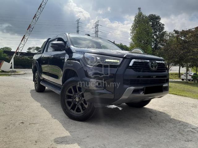 2021 Toyota HILUX DOUBLE CAB 2.8 BLACK EDITION (A) - 1