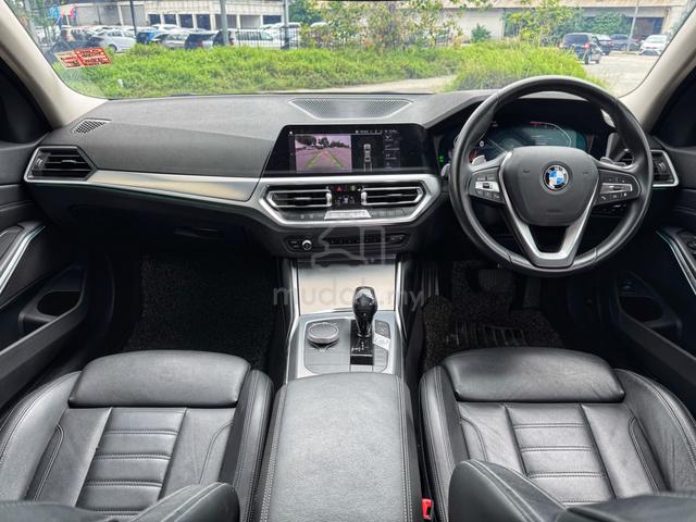 Warrnty BMW 2021 Bmw 320i SPORT 2.0L (A) - 4