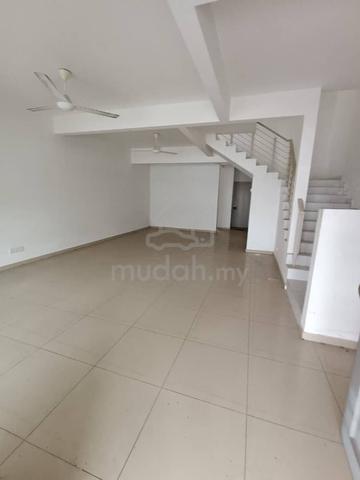 [20x70] 2 Storey Terrace House Taman Coral Kota Emerald Rawang 1