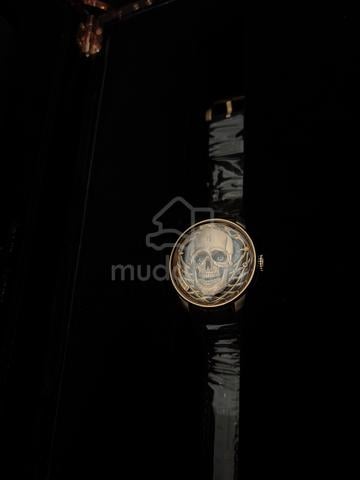 Carousel Image