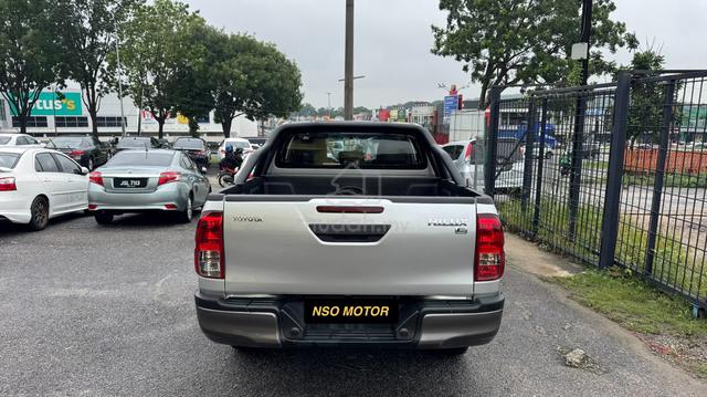 2022 Toyota HILUX 2.4 E MY20 (A) - 5