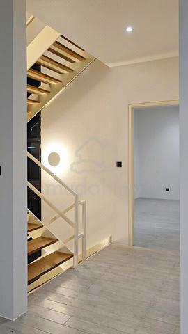 3sty with roof top terrace, private lift and pool 3