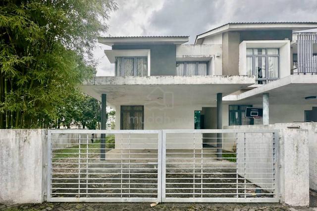 CORNER LOT 2 Storey Link House Summerglades Perdana Lakeview 1