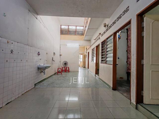 Below Market Meru Klang 1sty House 20x80  Fully Extended Freehold Sale 1