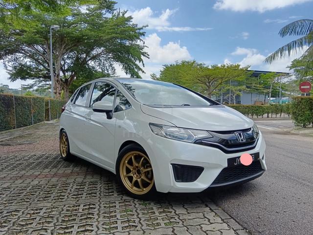2015 Honda JAZZ 1.5 E (A) - 3