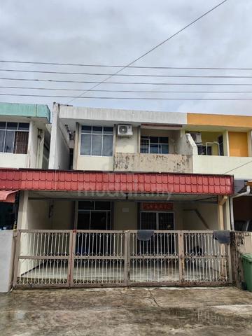 Jalan Stampin Double Storey Terrace Intermediate FOR SALE 1