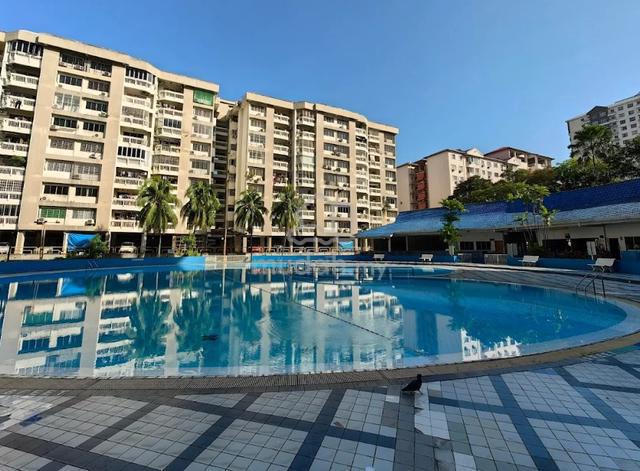 Petaling Indah Condominiums 1