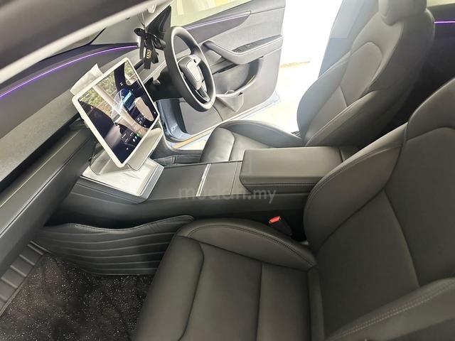 2025 Tesla MODEL Y RWD FACELIFT*DIRECT OWNER* - 4