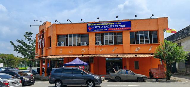 Corner Shop to let ( Subang Bestari ) 1