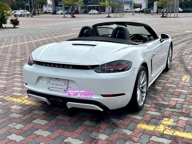Un-Reg 2019 Porsche 718 Boxster - 4