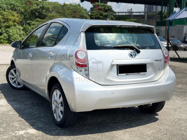 2013 Toyota PRIUS C 1.5 HYBRID FULL SERVICE TOYOTA - 3