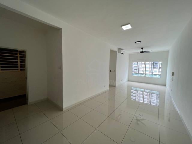Savanna Executive Suite @ Southville City 1