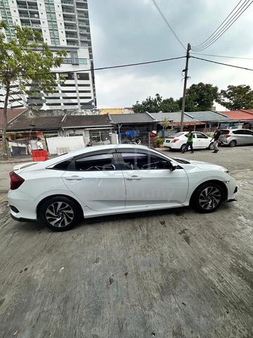 2017 Honda CIVIC 1.8 S I-VTEC (A) - 2