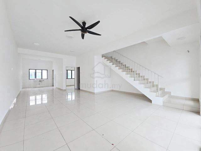 [BALCONY+FREEHOLD] 2-STY Landed House SEMPURNA DAMAI [NICE!!] Semenyih 1