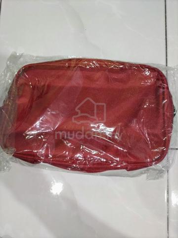 ASUS Cable & Tech Accessory Organizer Pouch (Red)
 - photo 6 of 6