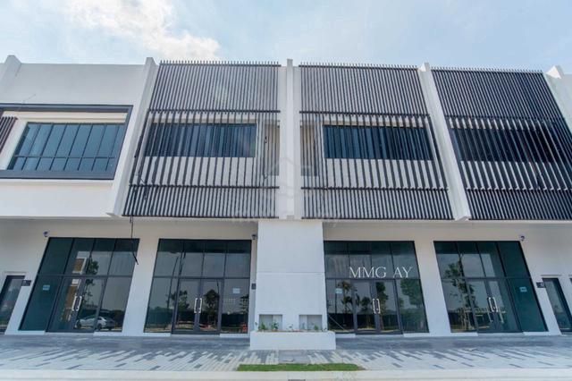 Eco Ardence Crest First Floor Shoplot To Let 1