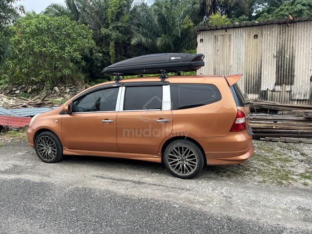 2010 Nissan GRAND LIVINA 1.8 IMPUL (A) - 1