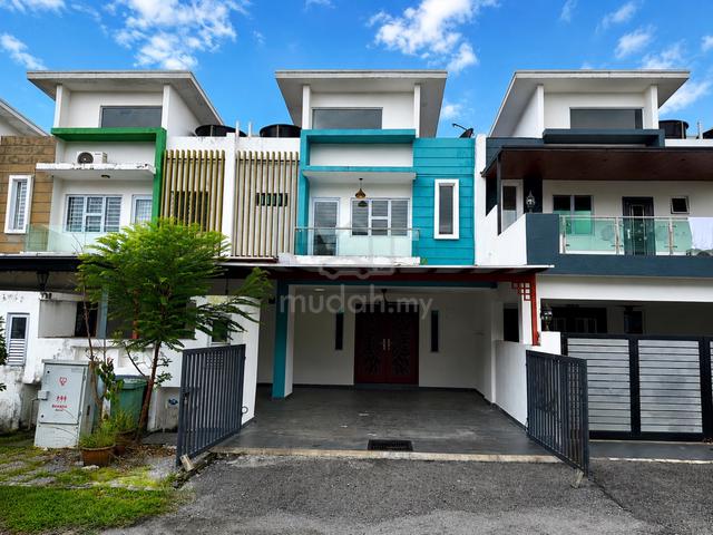 FULLY RENOVATED + EXTENDED 🔥! 2-Storey @ Clover Homes, Taman Semanggi 1