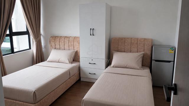 Bilik Sewa Medium Room Size at Residensi Pauh Armani 1
