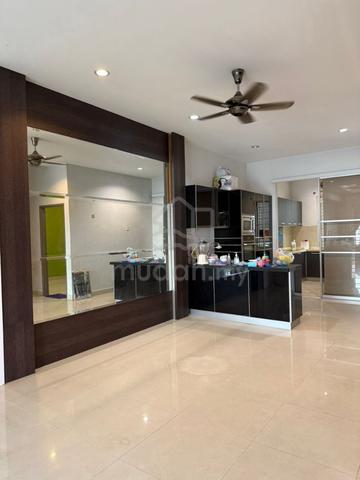 Bkt Juru Spg Ampat 3-Sty Ter Bu-3500sf Fully Renovated 5-rooms 4-Baths 1