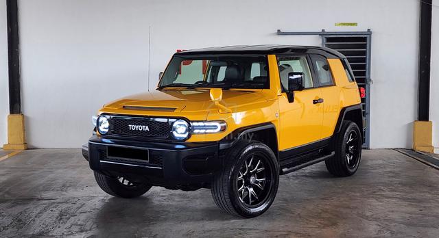 2012 Toyota FJ 4.0 CRUISER (A) TIPTOP CONDITION!! - 1