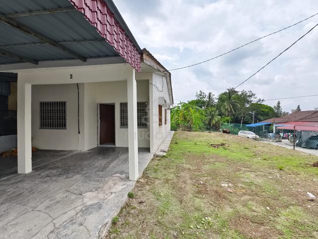 Corner Lot Rumah Sewa @ Batu Gajah | 3 Bilik | Tanah Besar | Murah‼️ 1