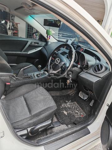 2011 Mazda 3 1.6 SPORT (A) - 2