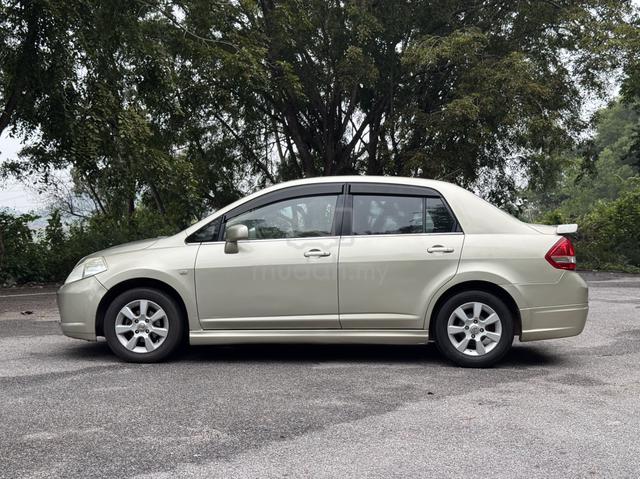 2009 Nissan LATIO 1.8 TI (A) - 4