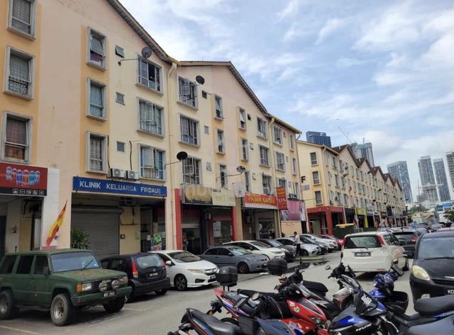 Pusat Komersial Seksyen 7 1