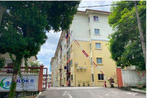 Apartment Taman Tropika (Blok A & B) 1
