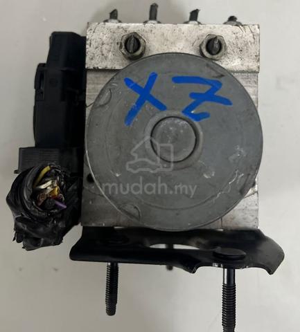 Toyota Vellfire / Alphard ANH20 GGH20 Abs Pump XZ - photo 4 of 6