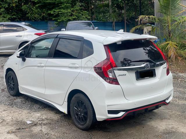 2018 Honda JAZZ 1.5 E (A) FLRS FREE WARRANTY - 2