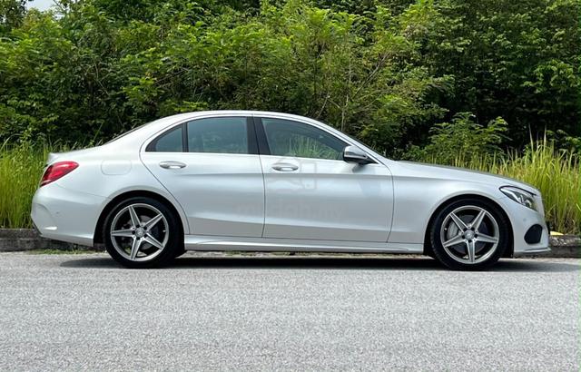 2017 Mercedes Benz C250 AMG - Premium Selection - 5