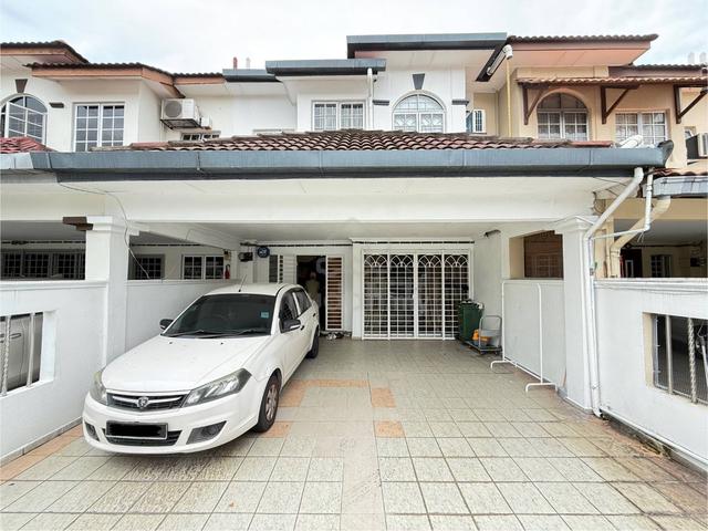 2 Storey Bandar Bukit Puchong, 4R3B, 60k DIscount, Non Bumi unit 1