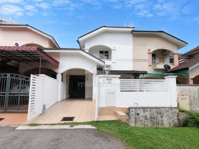 Refurbished Unit 2 storey Terrace Taman Desa Kolej Nilai 1