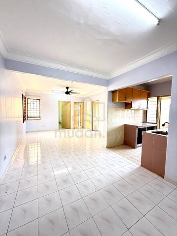 saujana apartment 1